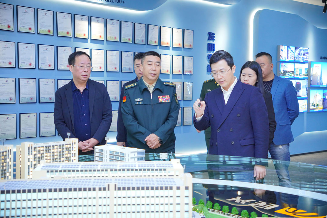 东莞市委常委张彬一行莅临DB电竞
走访调研，问需问计助企业发展